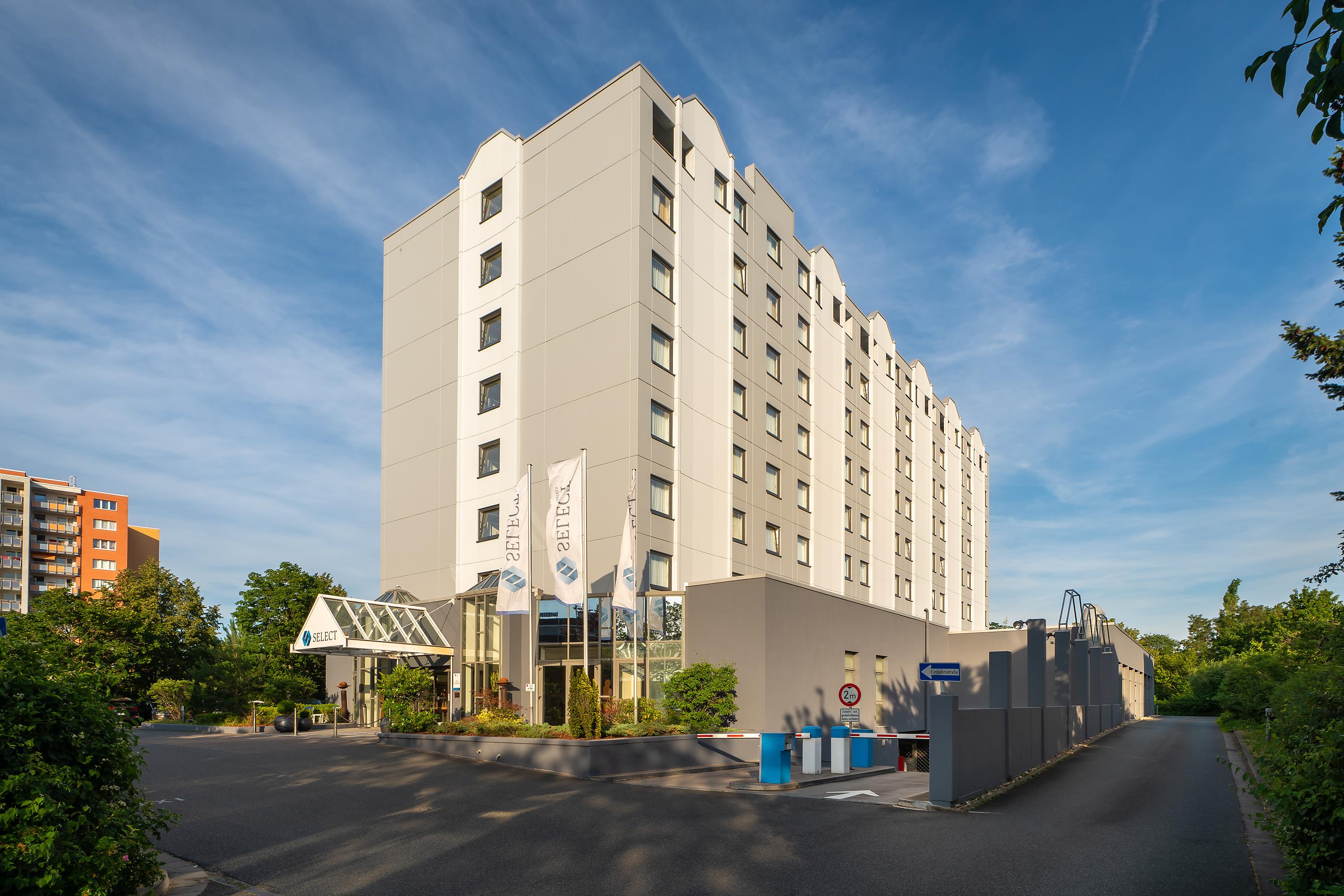Garner Hotel Ruesselsheim By Ihg Esterno foto