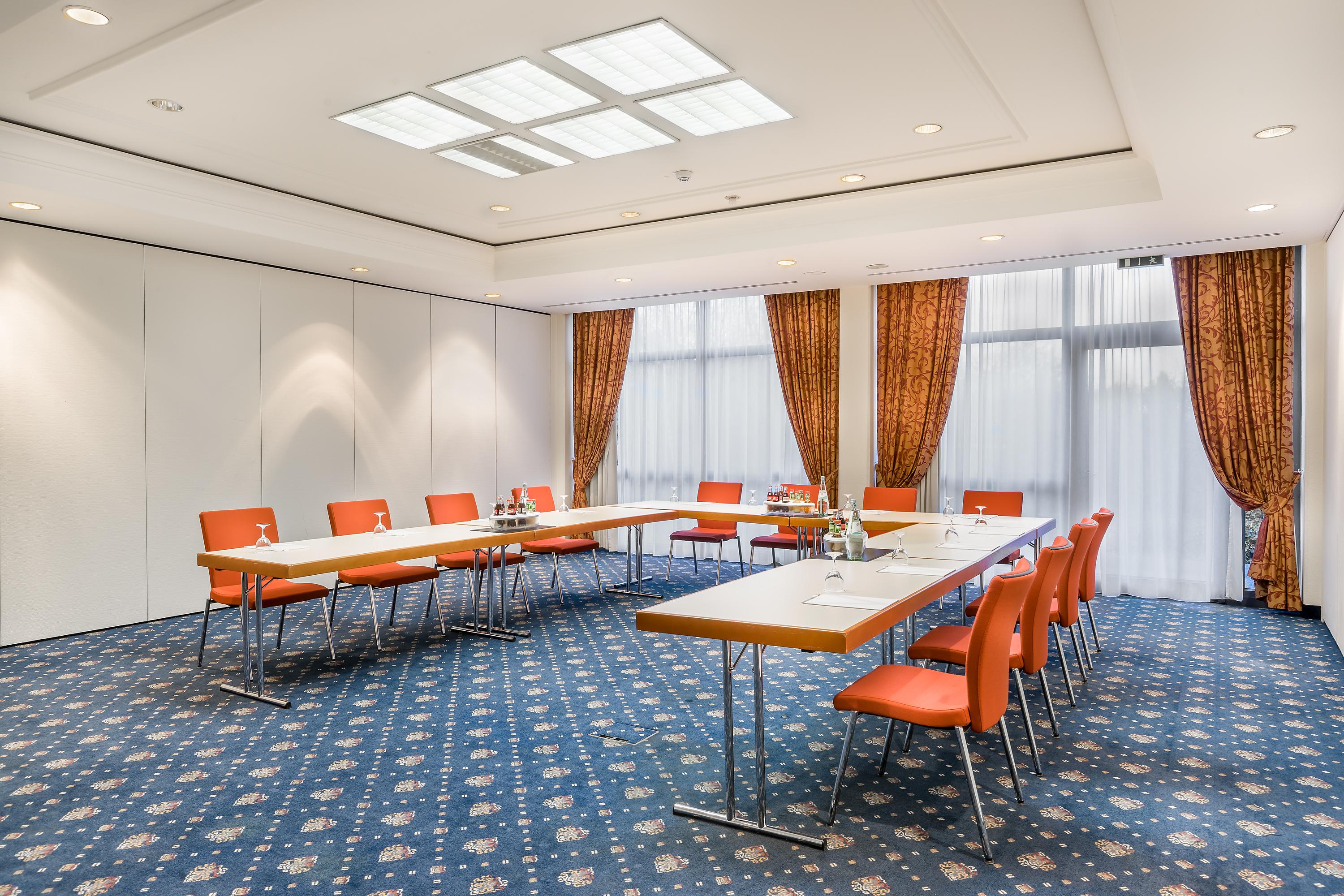 Garner Hotel Ruesselsheim By Ihg Esterno foto