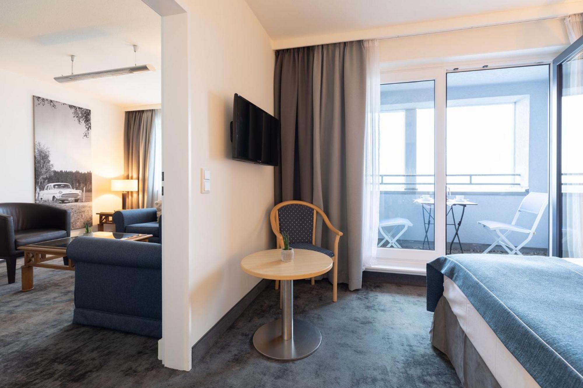 Garner Hotel Ruesselsheim By Ihg Esterno foto